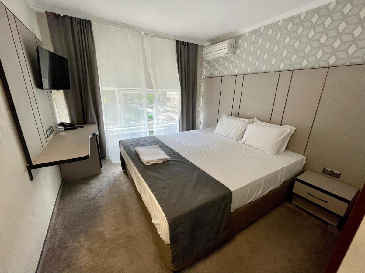 Hotel Cosmos Ruse Extérieur photo