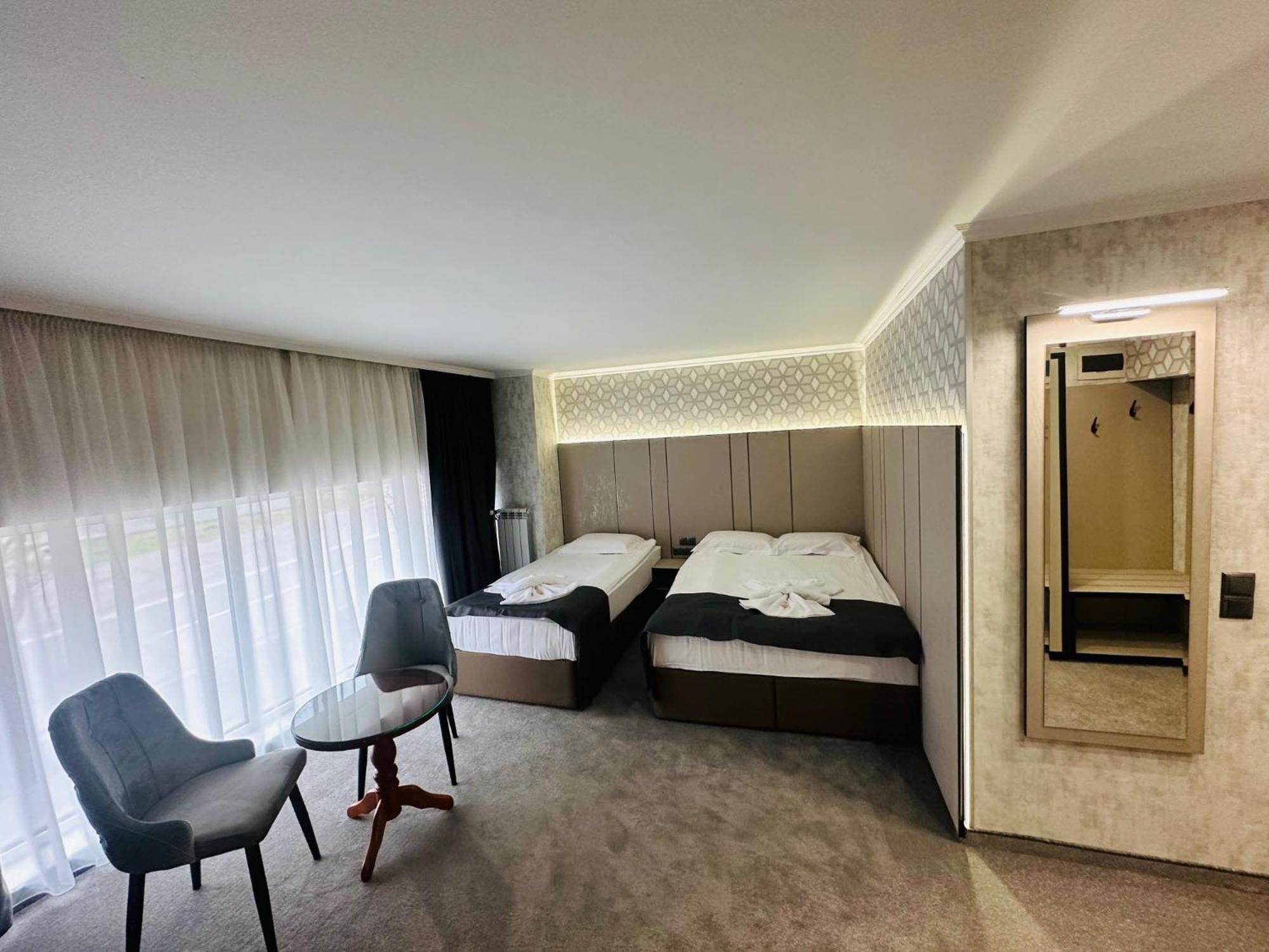 Hotel Cosmos Ruse Extérieur photo