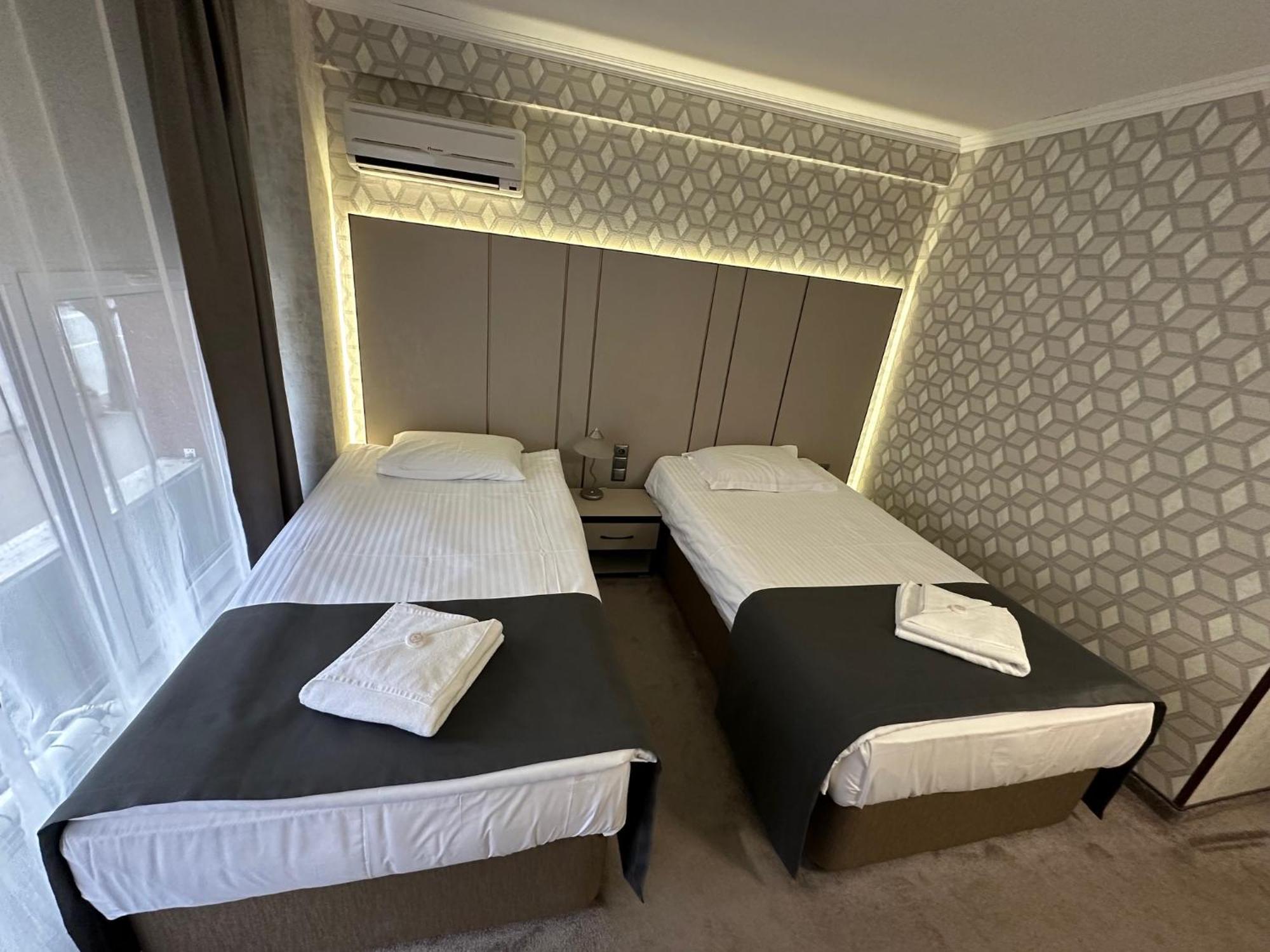 Hotel Cosmos Ruse Extérieur photo