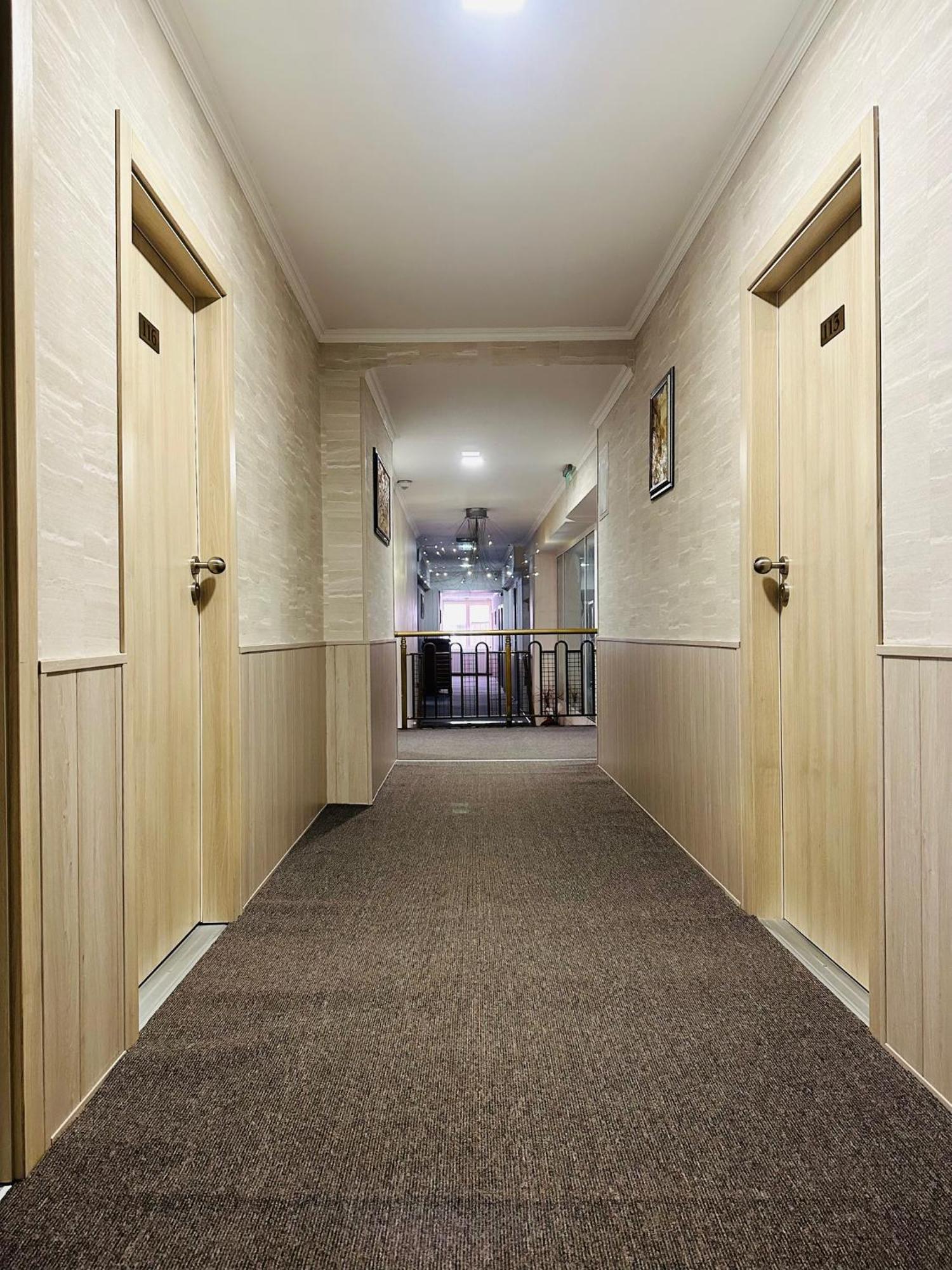 Hotel Cosmos Ruse Extérieur photo