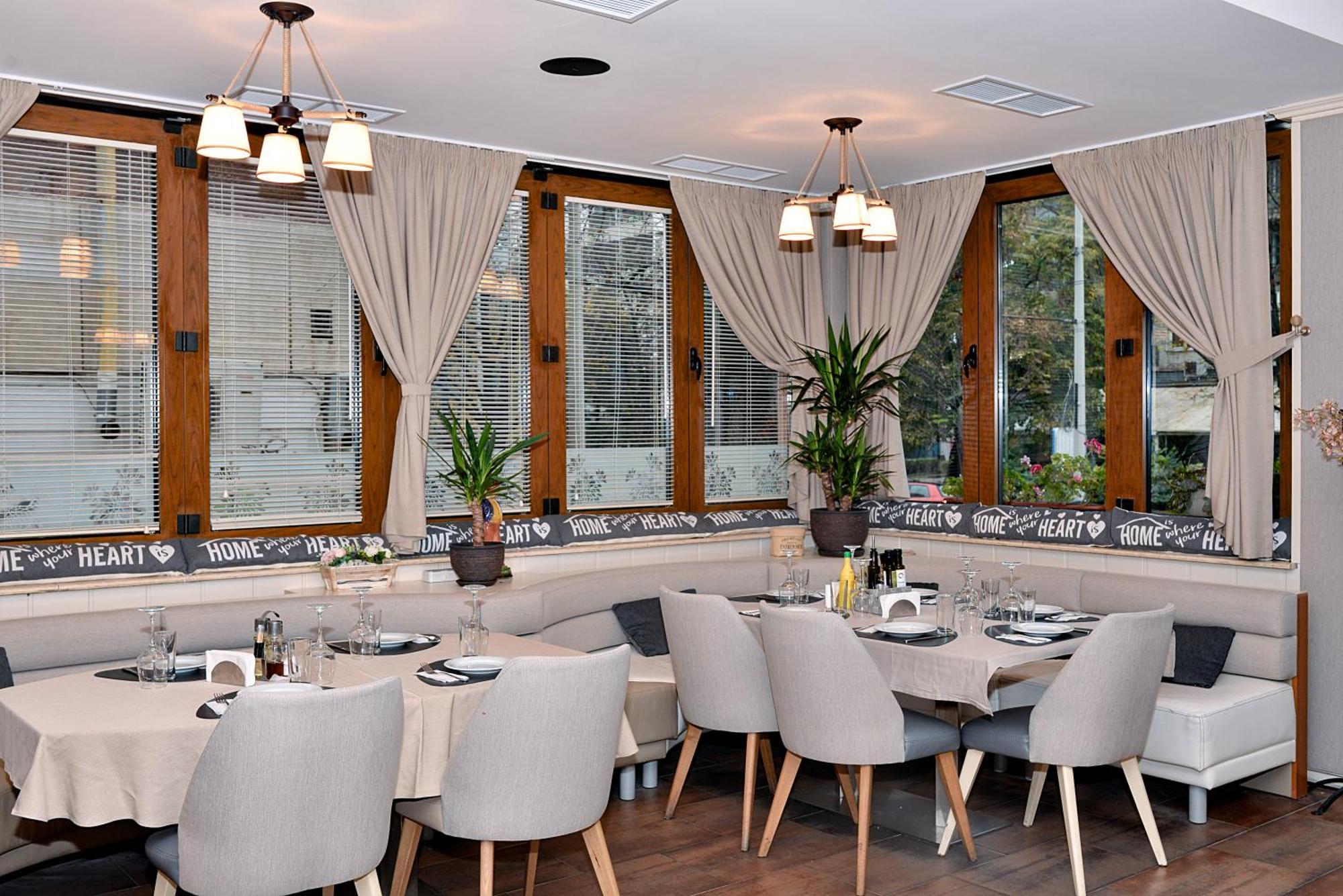 Hotel Cosmos Ruse Extérieur photo