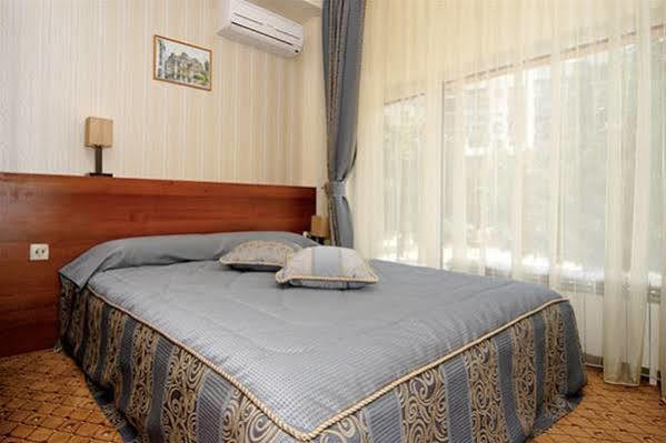 Hotel Cosmos Ruse Extérieur photo